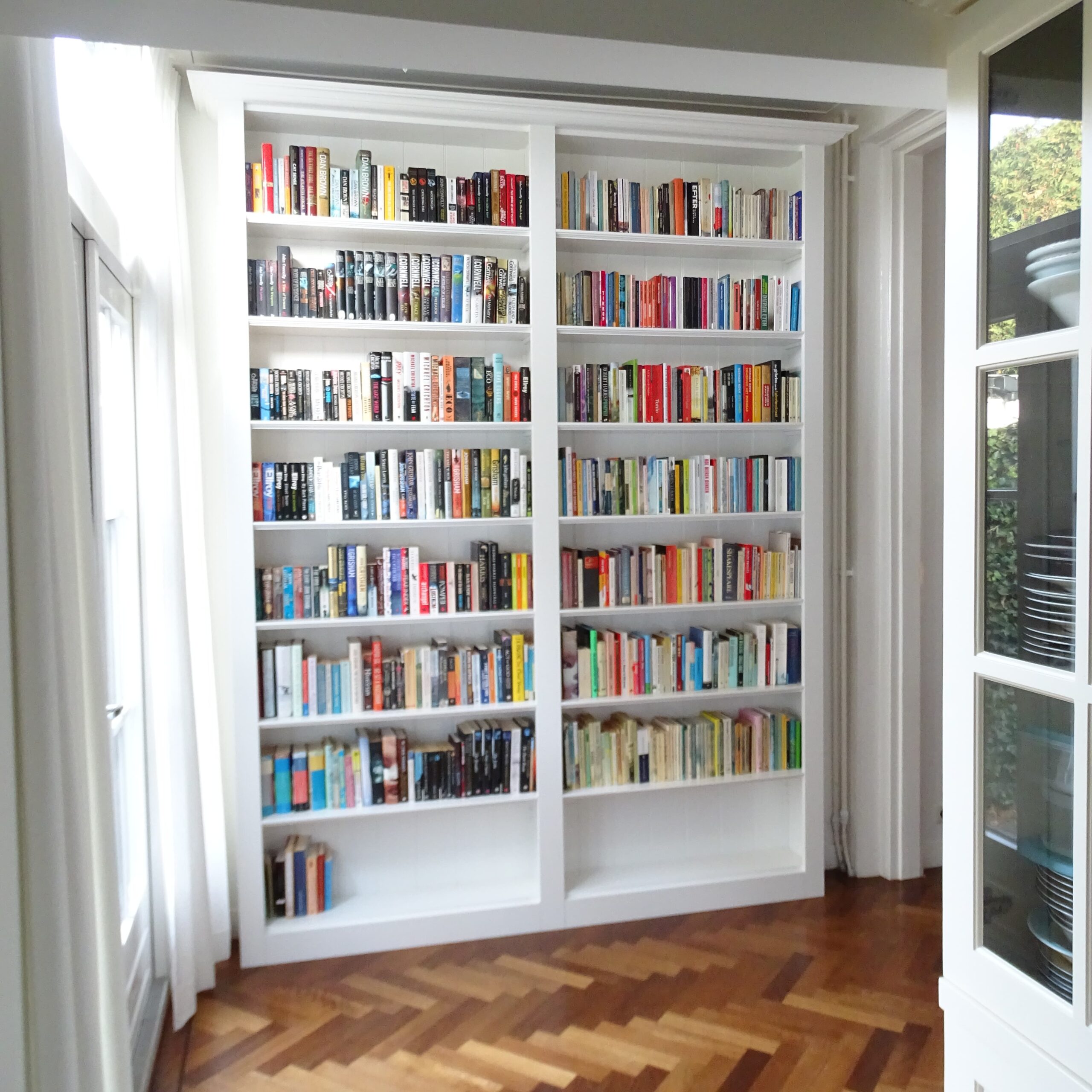 handgemaakte boekenkast van Interieuver in Hilversum scaled 1